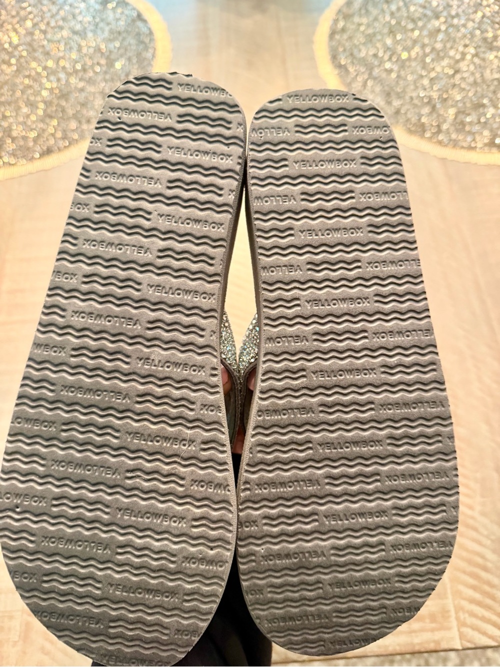 Yellowbox Embellished Sparkle Gray Flip Flop Sandals-NEW - Picture 2 of 2
